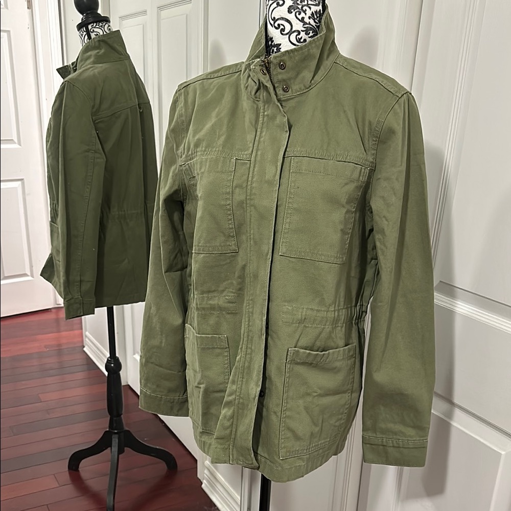 Vintage America Green Utility Jacket with Stand-Up Collar and Boxy Fit